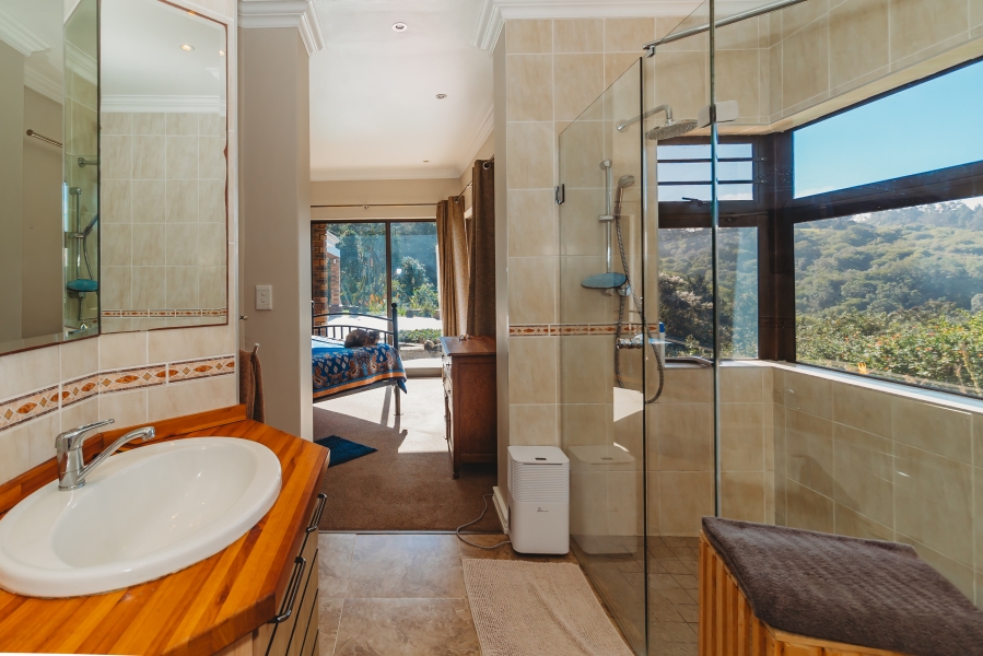 3 Bedroom Property for Sale in Wilderness Heights Western Cape